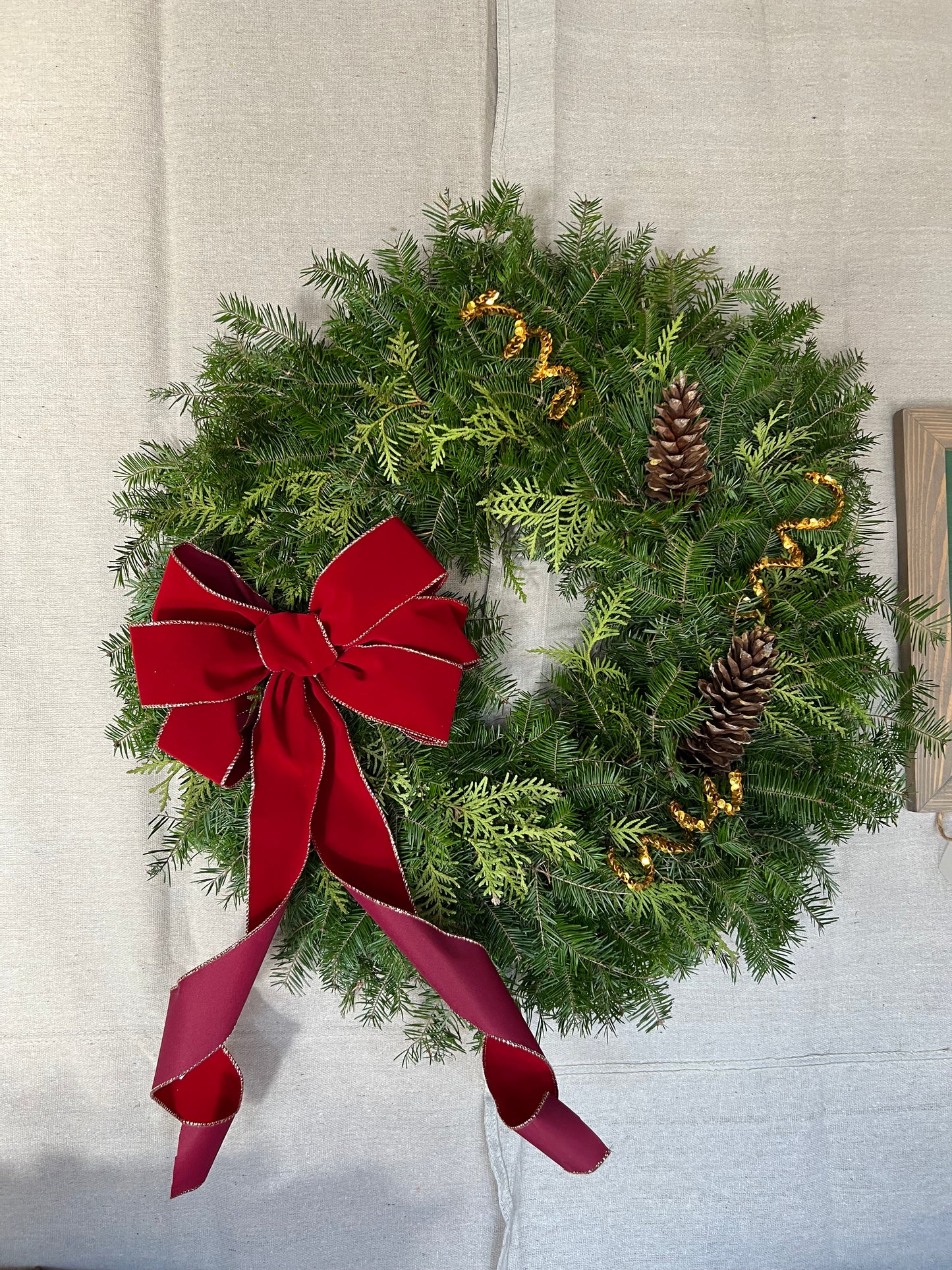 Handcrafted Wreath - 24" Decorated